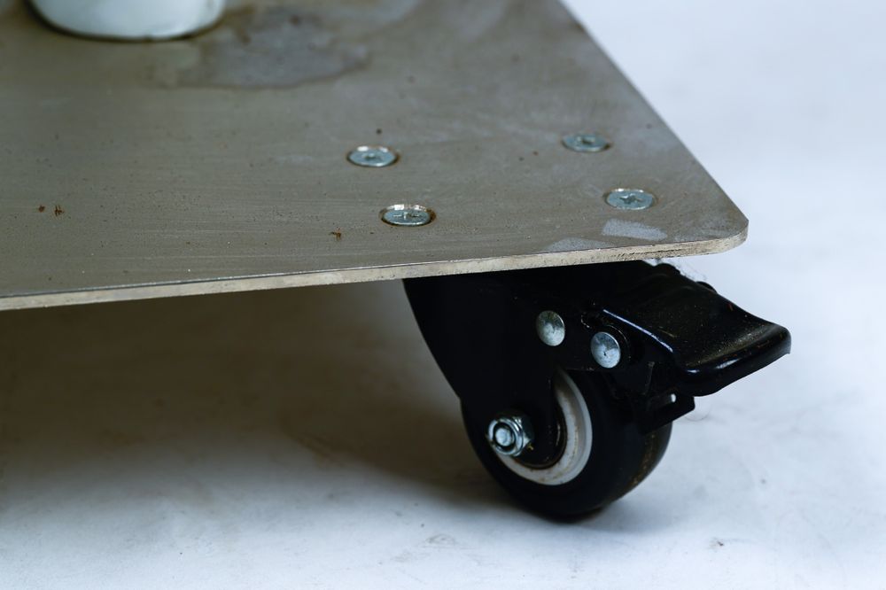 Manekin duch damski do zdjęć produktowych niewidzialny