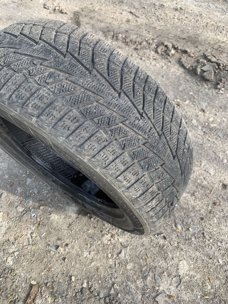 Hankook 225 55 16 winter icept iz2 зима розпаровка