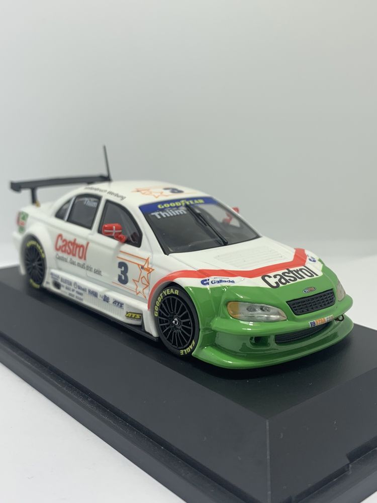 Opel Omega V8 Star 2001 da Schuco 1/43