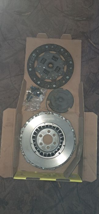 Комплект зчеплення Iuk 621301409