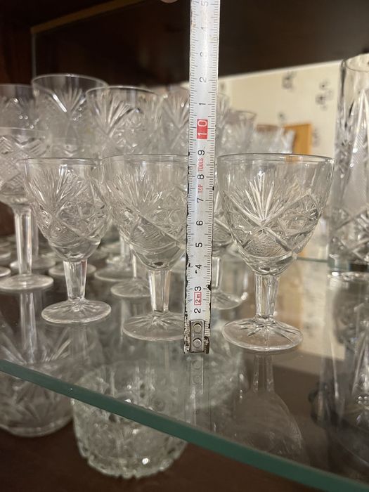 Продам хрустальные бокалы ,рюмки