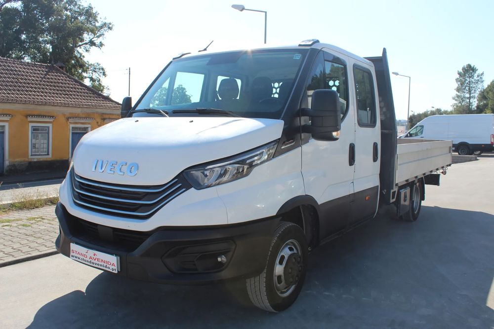 Iveco DAILY 35-180 CAB/DUPLA HiMatic // 3.000 cc // 180 cv