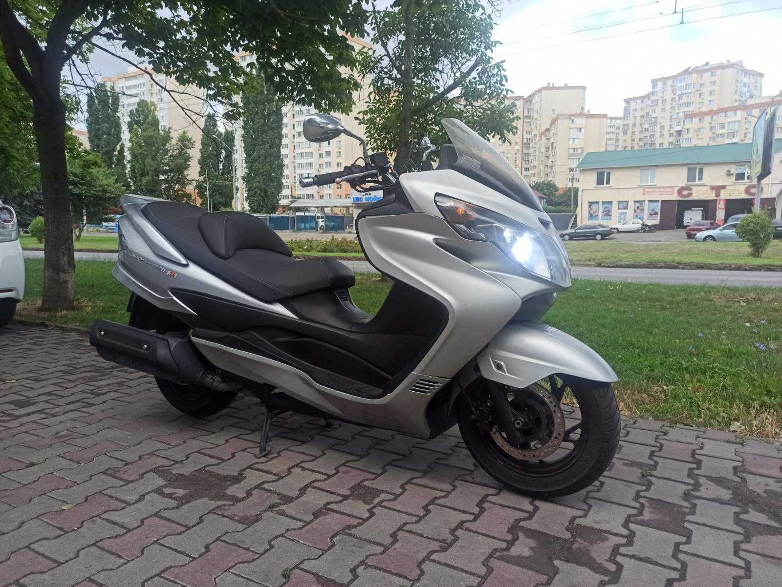 Suzuki Skywave 250 Type-S 2010