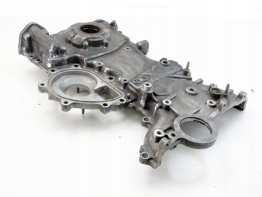 Obudowa Rozrządu Pompa Oleju 2.2 D4D Avensis Rav4 Corolla Verso Is200