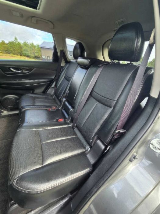 Nissan Rogue SL      2017