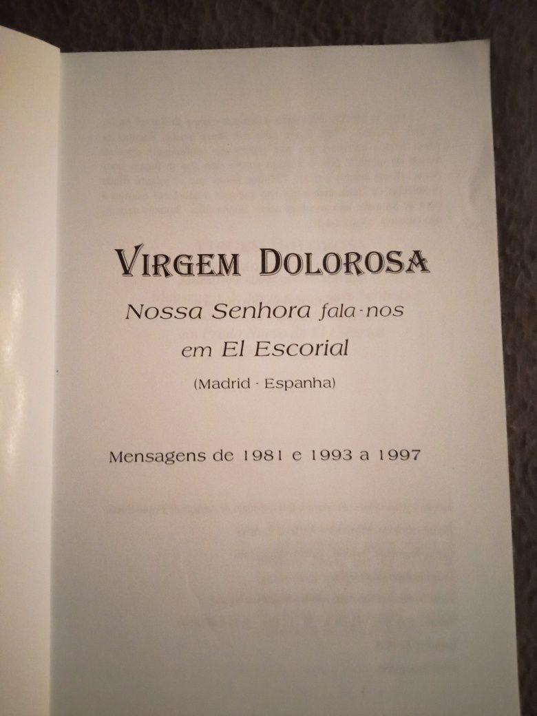 Livro "Virgem Dolorosa" Usado