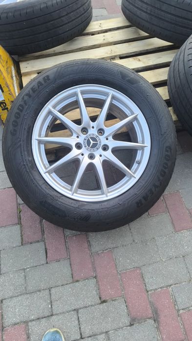 Felgi Mercedes alufelgi 17" opony Goodyear