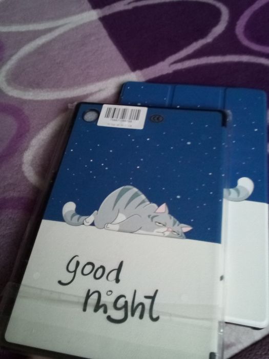 Magnetyczne etui na tablet