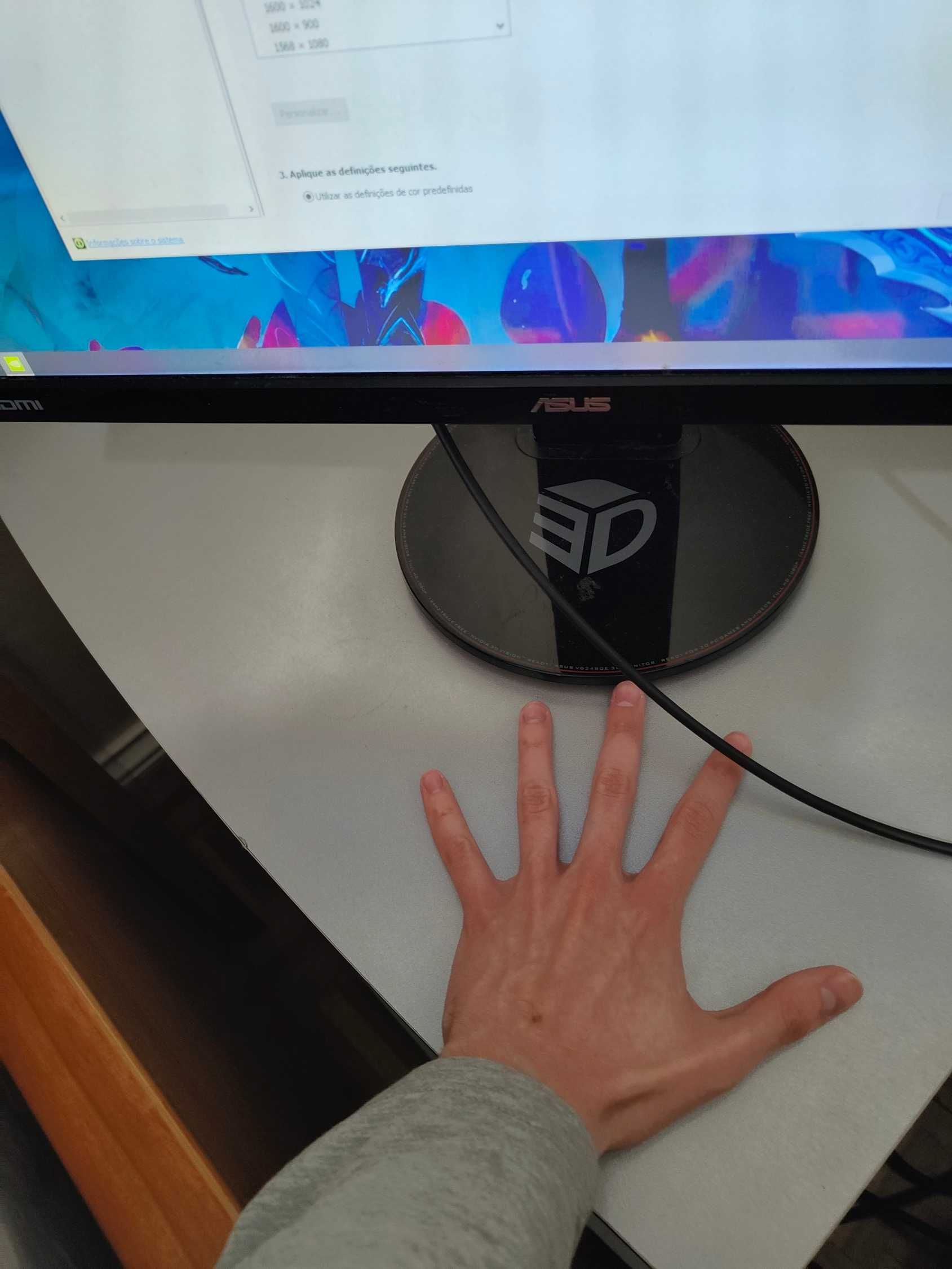 Monitor Asus VG248QE TN 24 " FHD 16:9 144Hz 3D