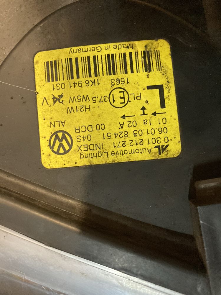 Фара передня ліва ксенон ,VW jetta golf 5, 0301212271,0301212272