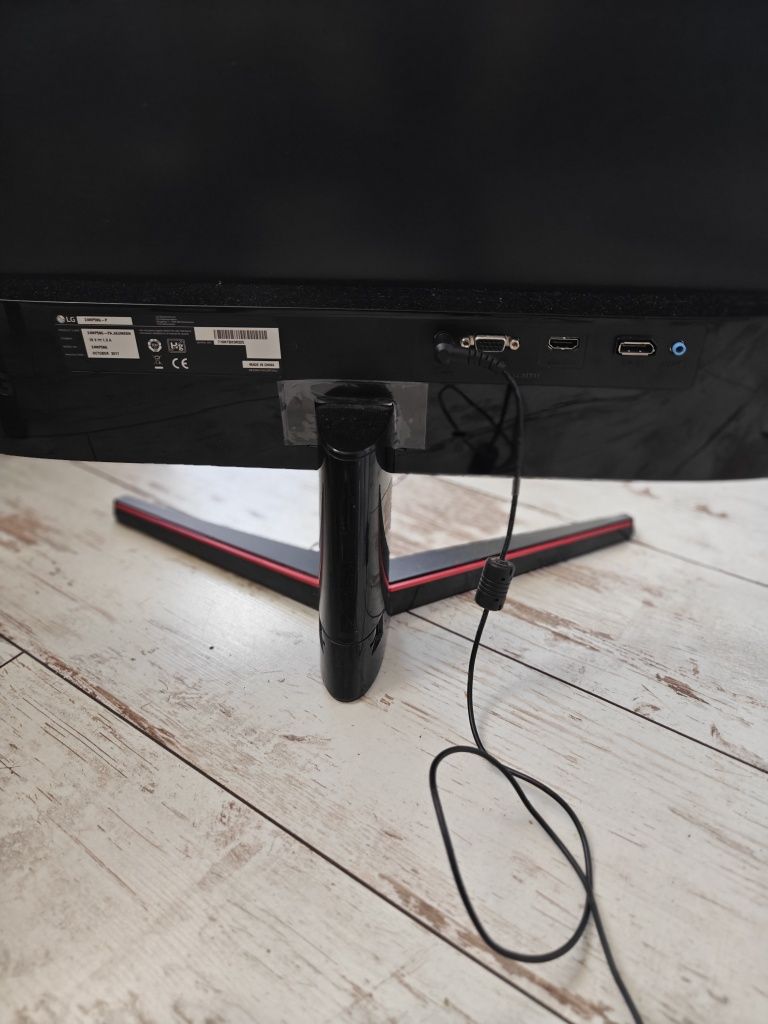 Monitor LG 24 cale