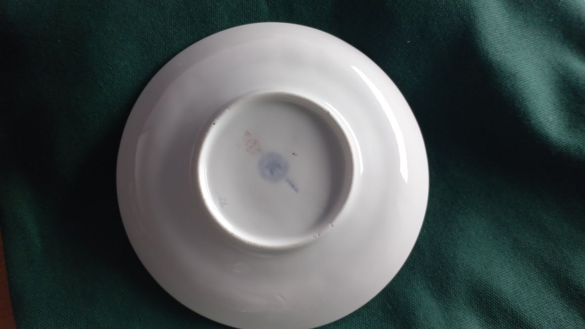KPM-Berlin – filiżanka ze spodkiem, kawa, herbata ok.1850r.
