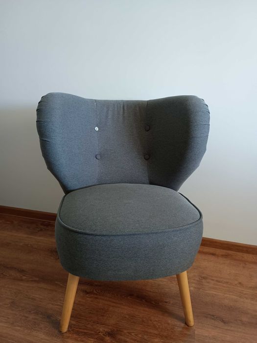 Szary fotel uszak Ikea GUBBO