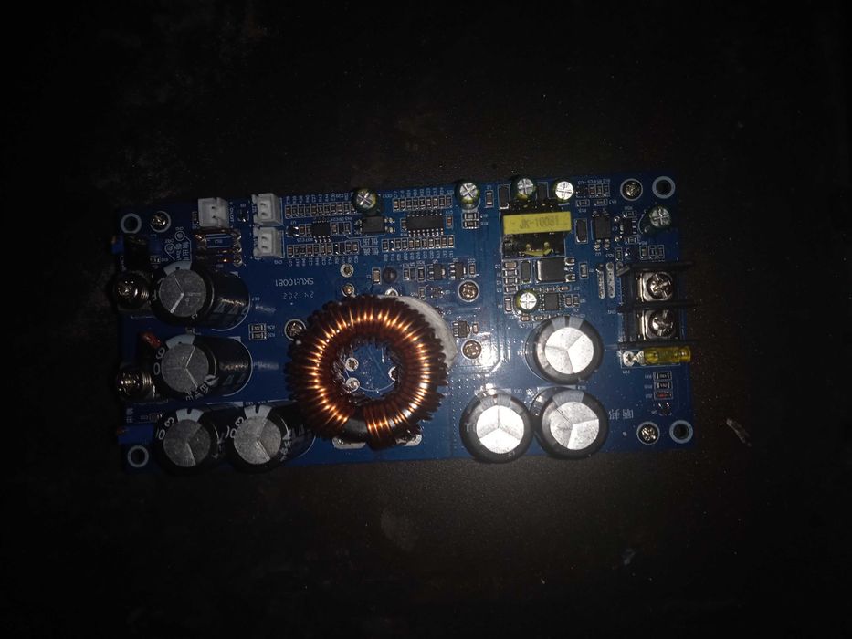 Регульований перетворювач постійної напруги 800Вт