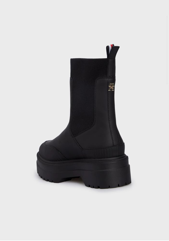 Жіночі чорні челсі Tommy Hilfiger 40р