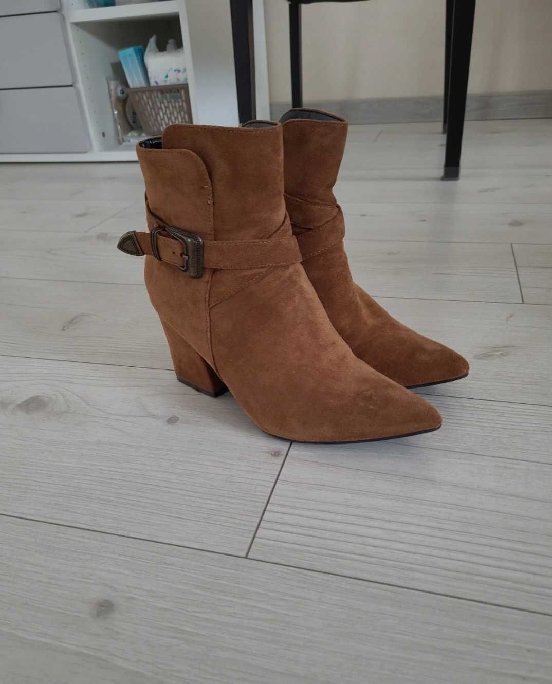 Botki damskie 39