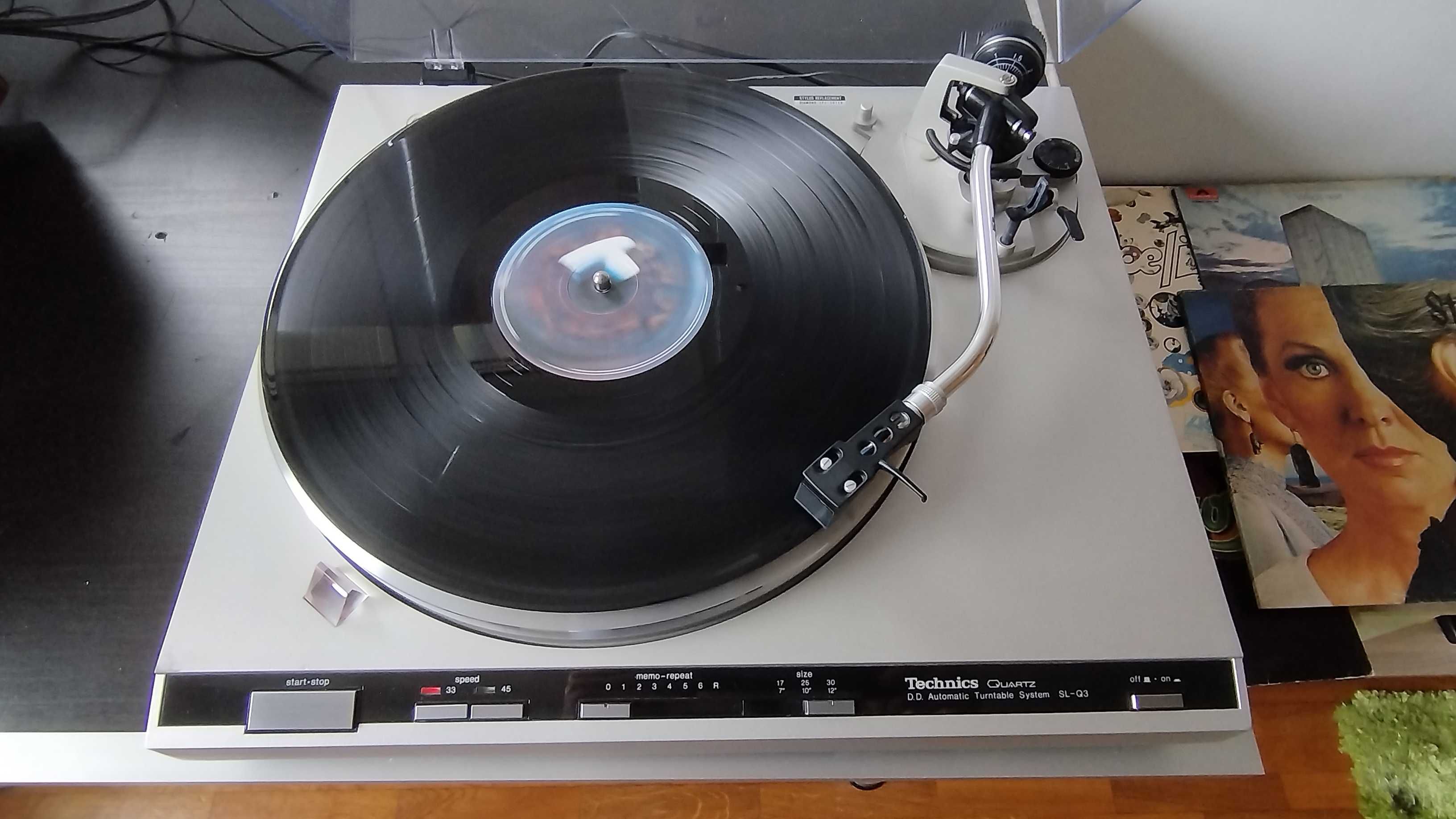 Gramofon Technics SL-Q3