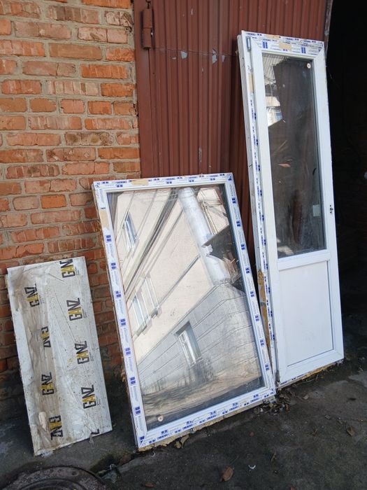 Пластикові двері вікна