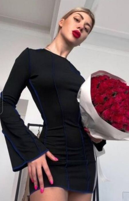 Бежева сукня в рубчик