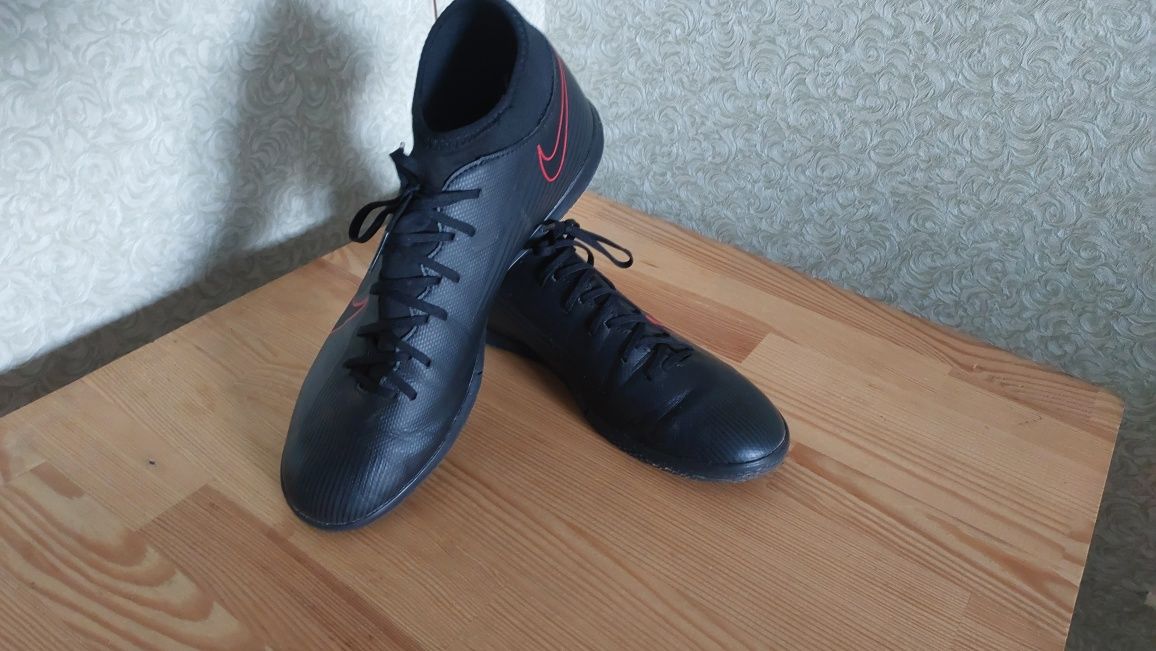 футзалки найк mercuriai