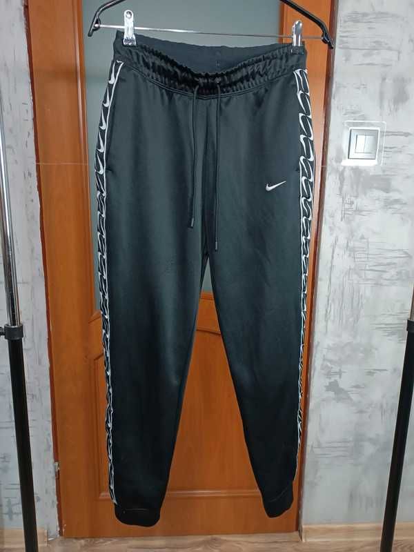 Nike spodnie sportowe roz S