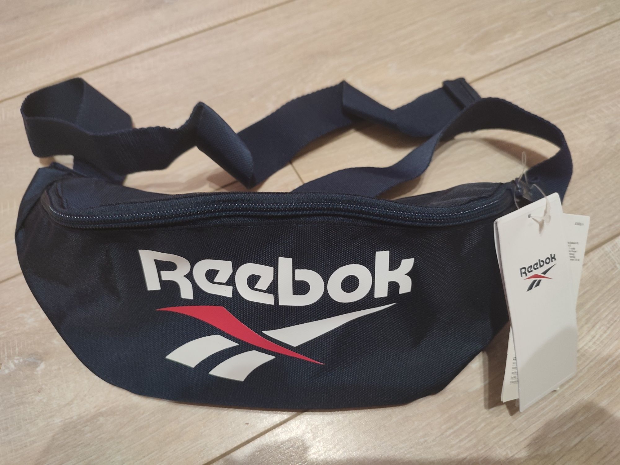 Nerka saszetka Reebok