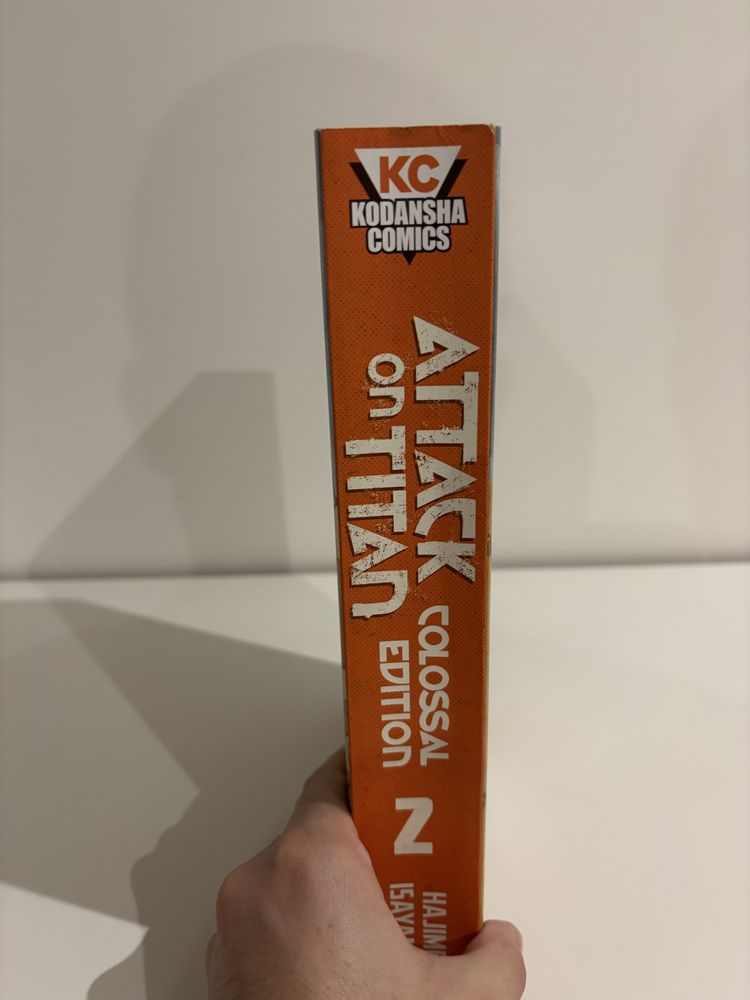 Mangá: “Attack On Titan” - Colossal Edition - 2.° volume