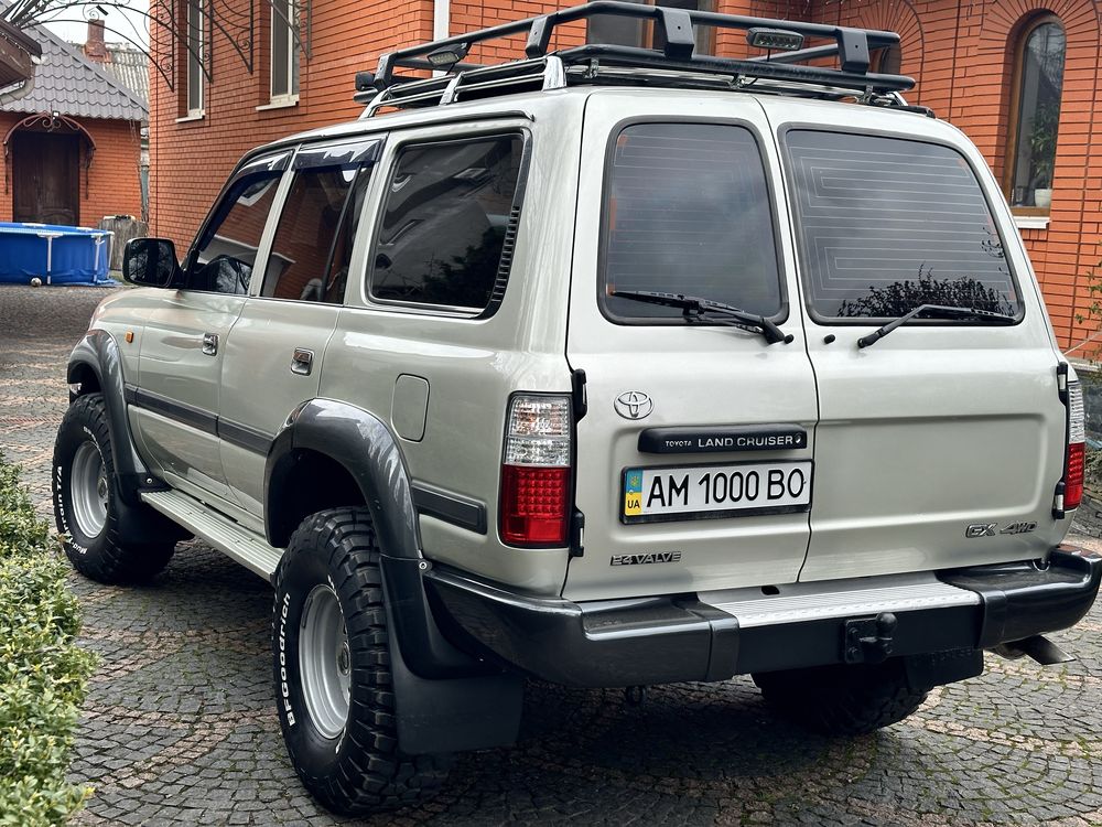 Toyota Land Cruiser 80
