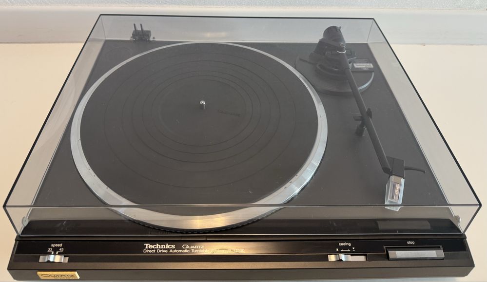 Gramofon TECHNICS SL-Q200 JAPAN super stan