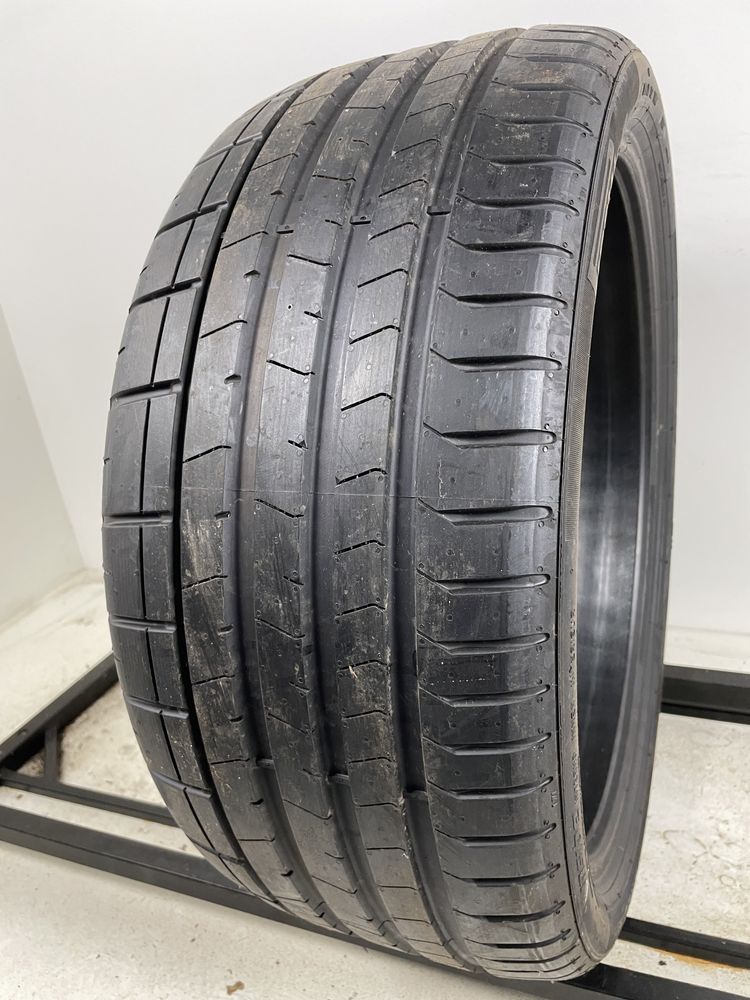 245/35R20 95Y Pirelli P Zero PZ4 F02