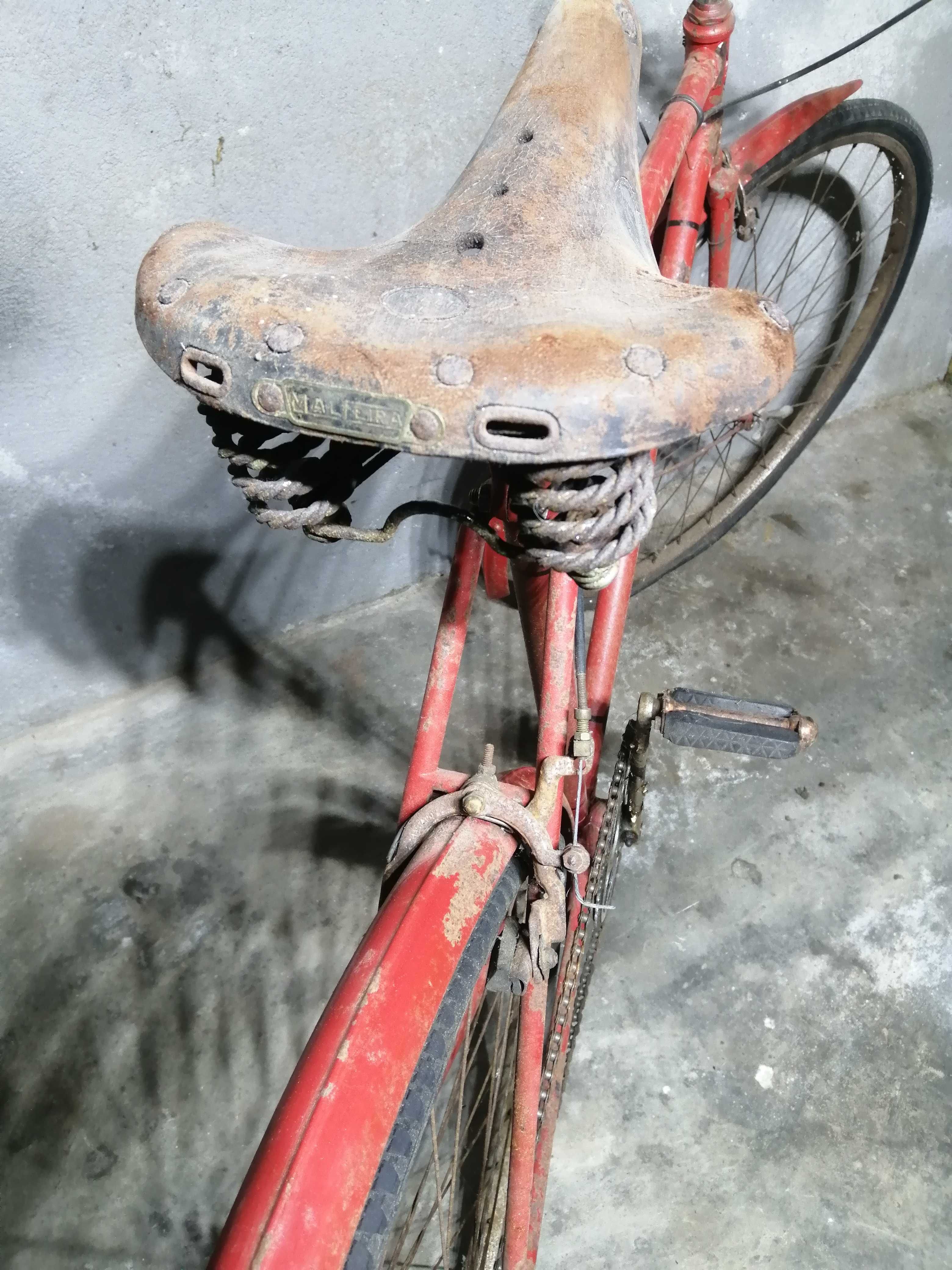Bicicleta pasteleira "Martano" roda 28