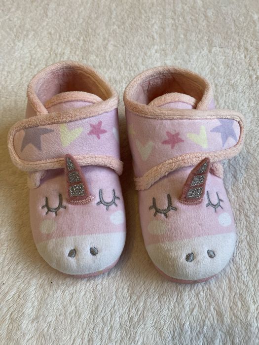 Капці з єдиноріжкою El Corte Inglés