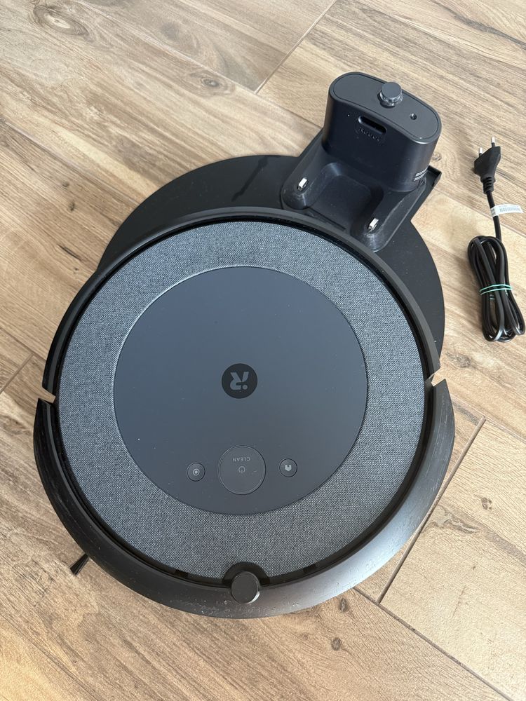 iRobot Roomba i5 robot sprzątający