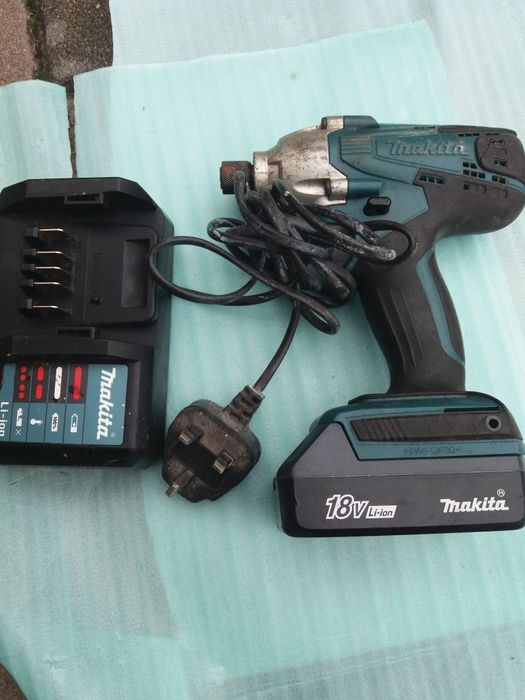 Аккумуляторный гайковерт,импакт Makita TD127D Japan