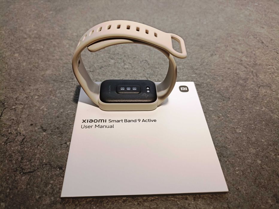 Smartband Xiaomi Smart Band 9 - inteligentna opaska fitness - nowa