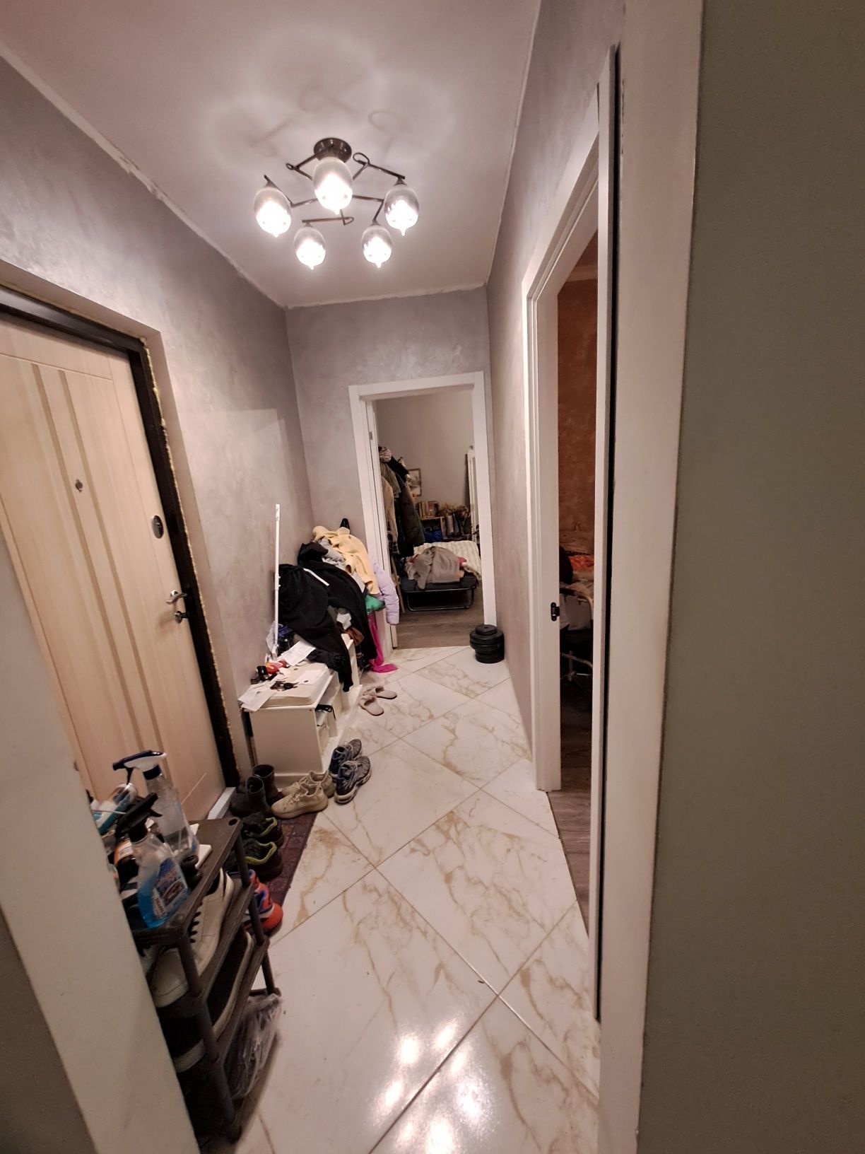 Продаж 2кім квартири