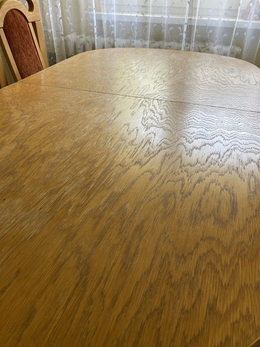 Drewniany stół, 6 krzeseł