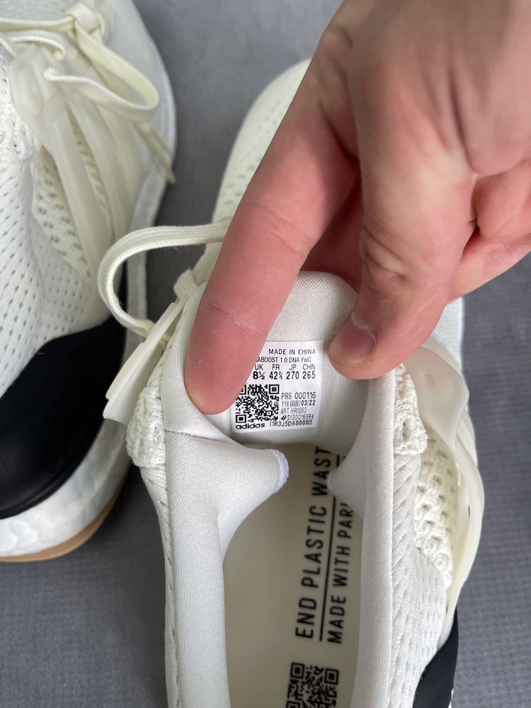 Buty adidas Ultra Boost 1.0 DNA Off White Gum r. 42 2/3