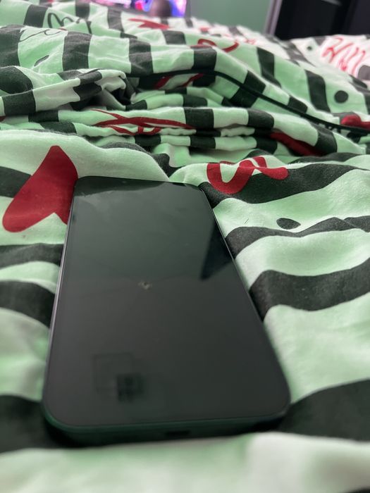 Iphone 13 92%baterii