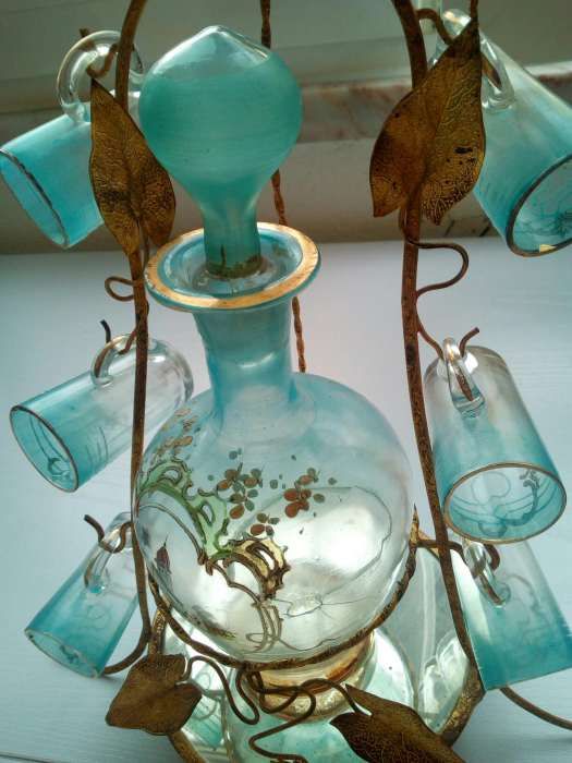Licoreiro antigo vidro pintado com copos e suporte