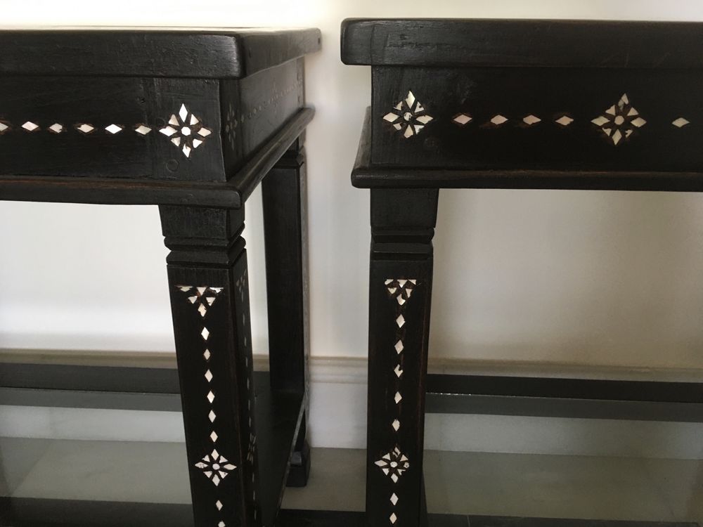 Mesa apoio wenge desenhos madrepérola