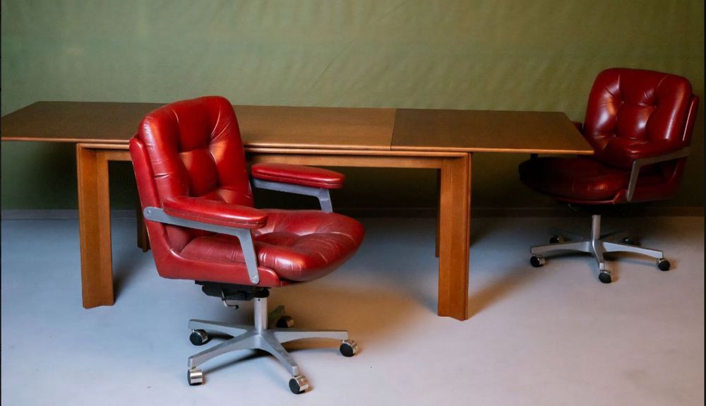 Розсувний обідній стіл. Датський вінтаж!