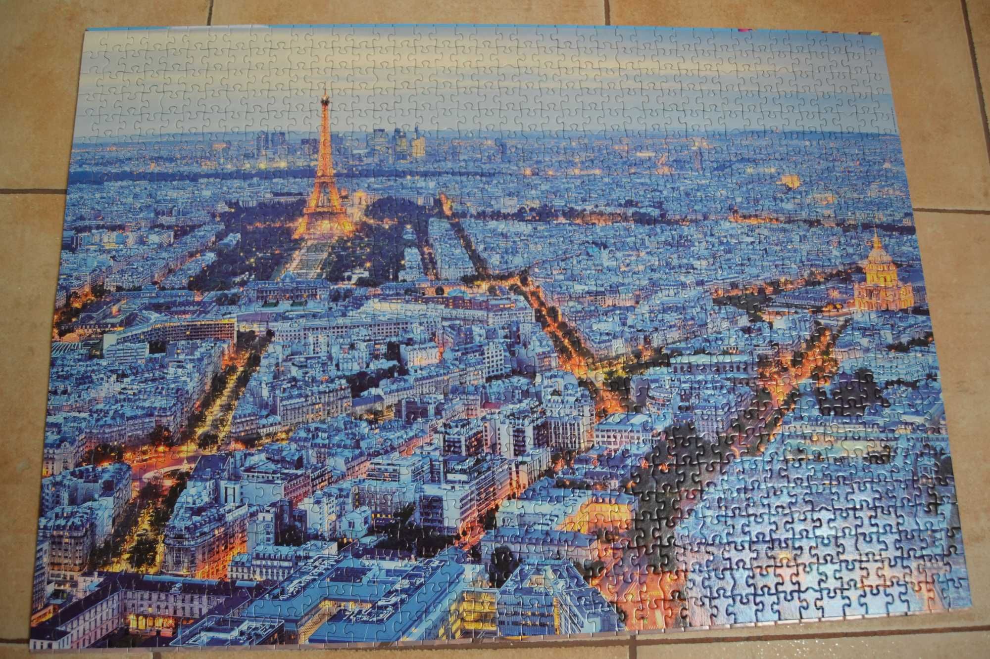 Vários puzzles 1000pcs montados