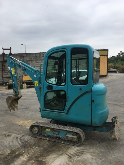 Mini giratoria - escavadora Bobcat E14