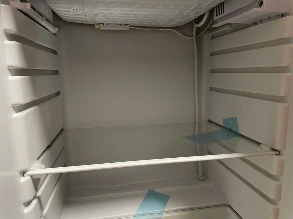 Lodówka Ravanson LKK-90ES 83cm 91L 41 dB Srebrno-czarny