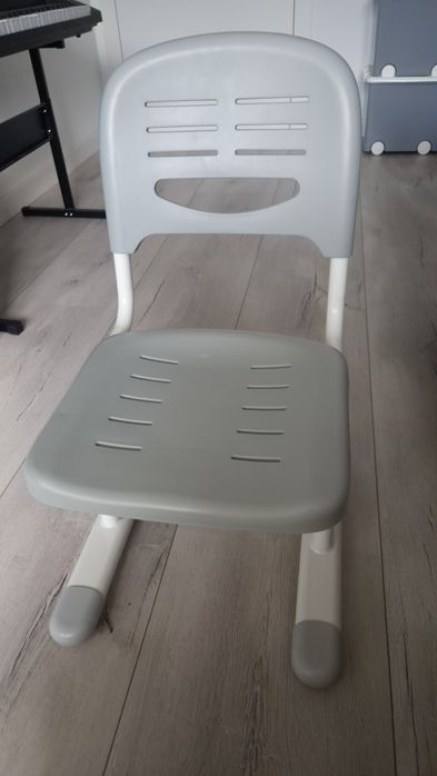 Krzesełko z regulacja wysokości Fun Desk