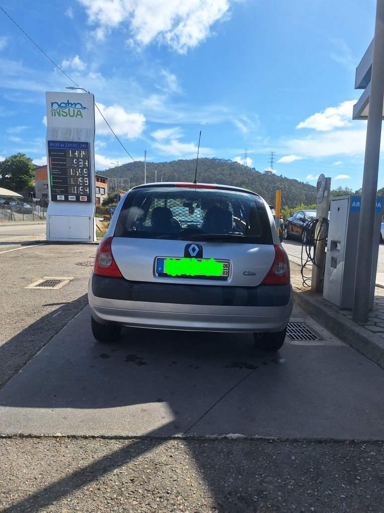 Carro Comercial Renault Clio II 1.5 Dci