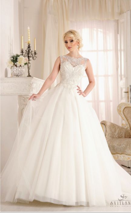 Весільна сукня