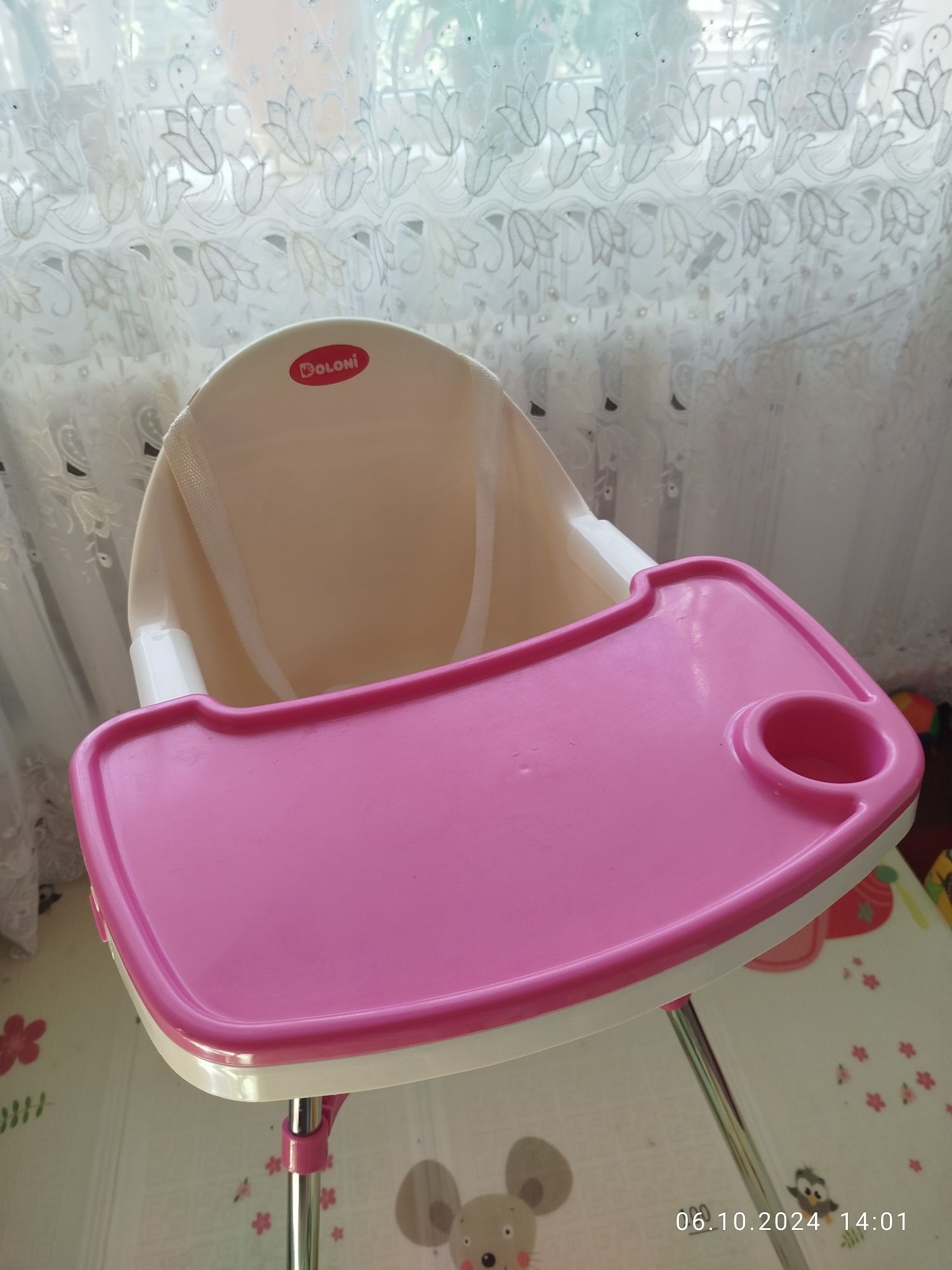 Стільчик для годування
