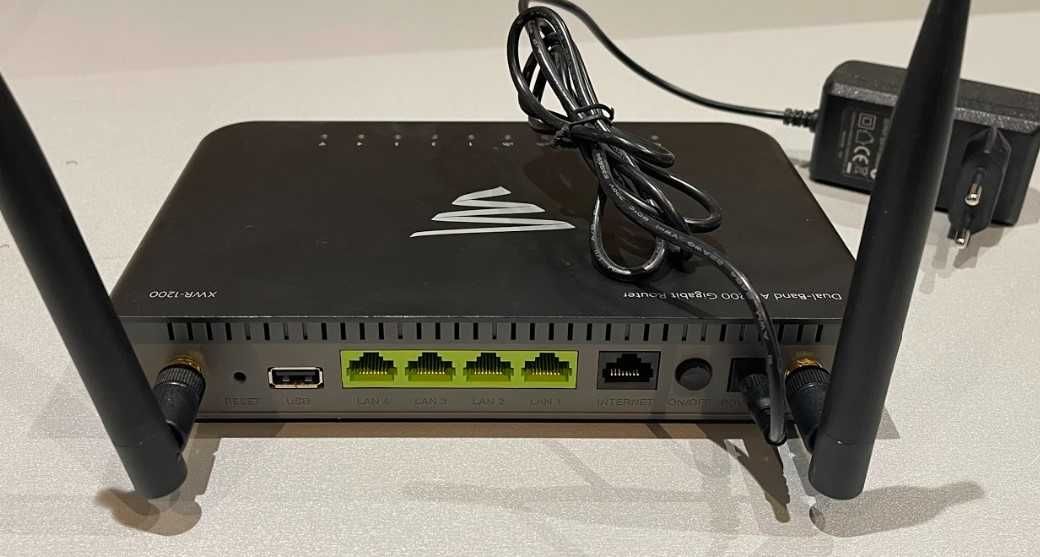 Router Luxul XWR-1200 Dual Band Gigabit